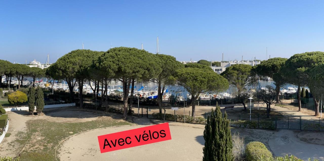 Studio Vue Port, Parking Prive, Terrasse, Clim Le Grau-du-Roi Kültér fotó