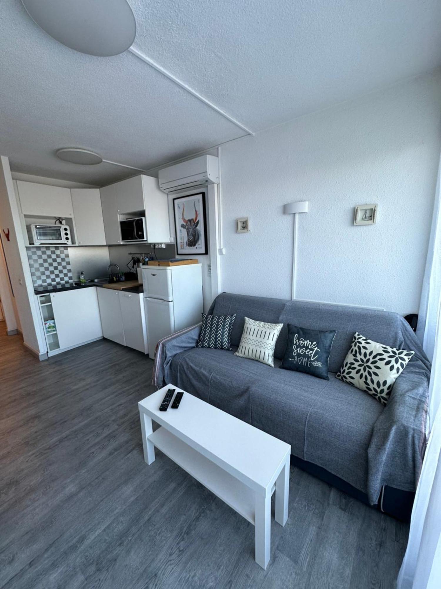 Studio Vue Port, Parking Prive, Terrasse, Clim Le Grau-du-Roi Kültér fotó